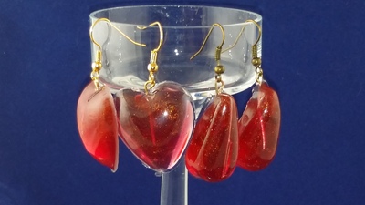 "Tear Drops" Earrings in Dahlia Resin