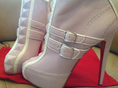 100% AUTHENTIC RARE FIND!! Brand New Louboutin Bobo Nappa!✨