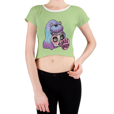 Sass queen crew neck crop-top - Thumbnail 2