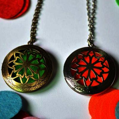 Vintage look essential oil/aromatherapy necklace - Thumbnail 3