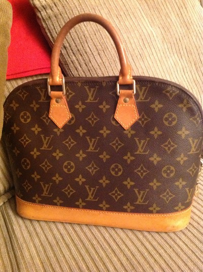 100% Authentic Louis Vuitton Alma Handbag