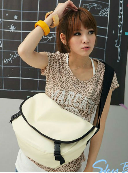 WHITE COLOR UNISEX Messenger Bag Good for Daily Use School Use Cross Body Bag