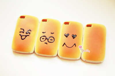 Squishy iPhone Bread Emoticon Cover