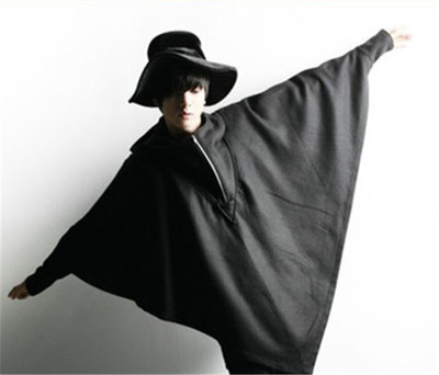 BAT WINGS LONG SLEEVED HOODIE BLACK COAT