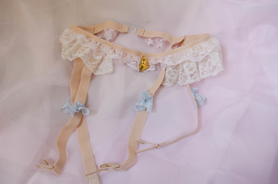 Pastel suspender belt