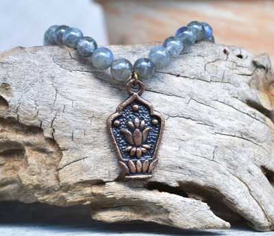 Labradorite Stone Bracelet, Stretch Bracelet, Stone Bracelet, Lotus Flower Charm Bracelet, Yoga Bracelet, Zen Jewelry