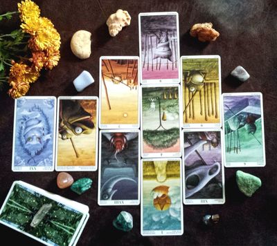 Journey Spread - To see what lies ahead of you in a 10 tarot oracle card reading by professional psychic