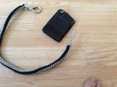 Wallet Chain (square no wallet hole)