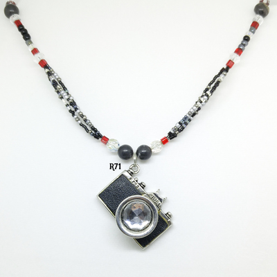 Camera necklaces - Thumbnail 1