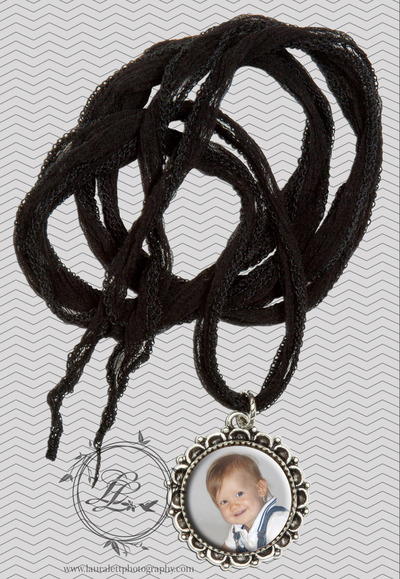 Heirloom Silver Circle Portrait Necklace