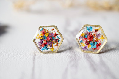 Real Dried Flowers and Resin Hexagon Stud Earrings in Blue Purple Red Yellow