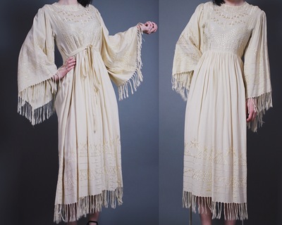 CLAIMED @anaponomareva - Vintage 1970s Embroidered Fringed Bell-Sleeve Boho Hippie Dress