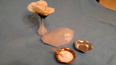 Misc - Salt and Water Dish Set
