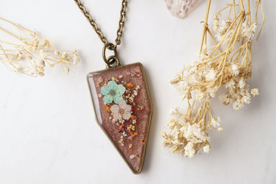Real Dried Flowers in Glitter Resin Necklace, Arrowhead in Mint Pink White Yellow and Orange