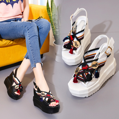 Lncreased Sandals Female Summer Fashion Tassel Waterproof Table Thick Bottom Heel 2017 New High-Heeled Sandals