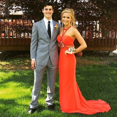 Halter Neck Sheath Chiffon Prom Dresses Crystals Floor Length Women Dresses