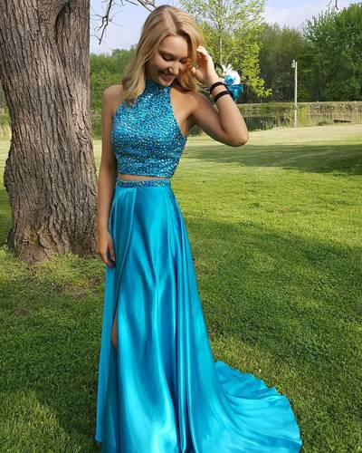 Halter Neck Long Satin Prom Dresses Crystals Floor Length Women Dresses