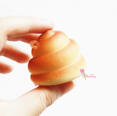 Kawaii Poop Pudding Squishy