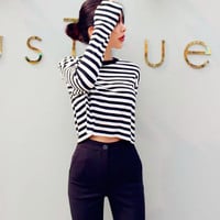 Black White Striped Long Sleeve Cropped T-shirt - Thumbnail 2