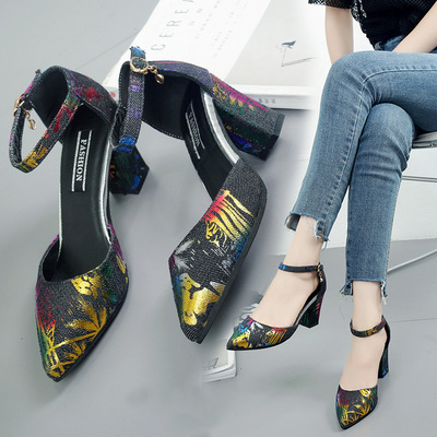 unique with graffiti cloth single shoes