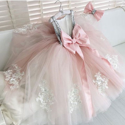 Sweet Ball Gown Pink Flower Girl Dress with Bowknot