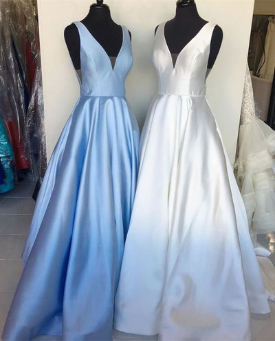 Elegant V Neck Blue/White Long Prom Dresses