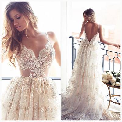Romantic A-line Strapless Long Lace Wedding Dress