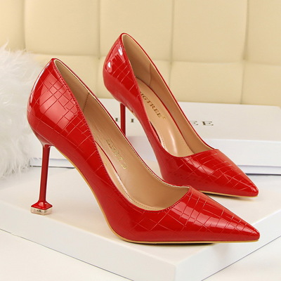 Patent Textured Leather Pointed-Toe High Heel Stilettos Q-0083