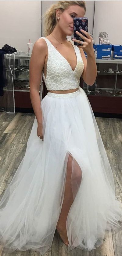 Elegant Two Piece V Neck White Long prom Dress Split Tulle Evening Party Dress with Beading