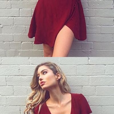 Simple deep v neck short sleeve burgundy a-line short homecoming dress under 100 - Thumbnail 3