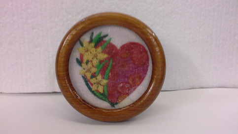 GEM Artwork PICTURE of RED HEART Shape in Wooden Frame Nice Collection Gift