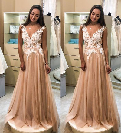 V Neck Tulle Long Prom Dresses with Lace Appliques