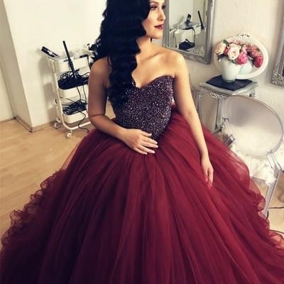 Burgundy ball gowns prom dresses with beaded - Thumbnail 4