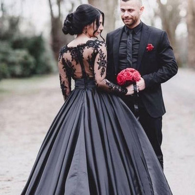 Long Sleeves Black Wedding Dresses with Lace appliques