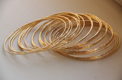 Set of 5 thin 14k gold filled hand hammered stack bangles