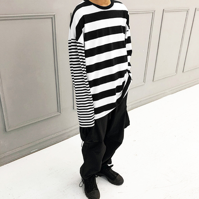 Free Shipping-BLACK AND WHITE STRIPED LONG SLEEVE TEE