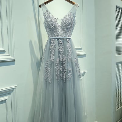 Elegant v-neck tulle long prom/evening dress with appliques, light grey prom dress - Thumbnail 3