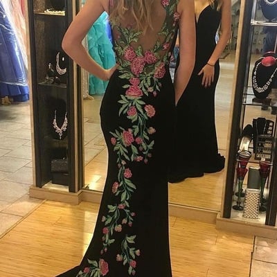Mermaid black prom dresses with rose appliques - Thumbnail 4