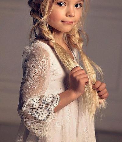 Square Knee Length Flower Girl Dresses with 3/4 Sleeves