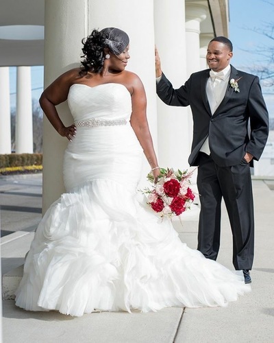 Plus Size White Wedding Dresses Waist with Beaded