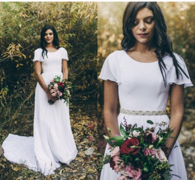 Simple A-line Chiffon Modest Wedding Dresses With Flutter Sleeves Scoop Neck Detachable Crystals Belt Boho Modest Bridal Gowns