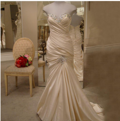 Sweetheart Formal Wedding Dresses Ruched Crystals Beaded Champagne Wedding Dress Lace Up Back with Sweep Train