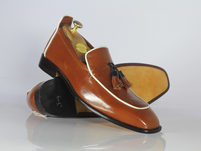 Men's Brown Tussles Leather Loafers.