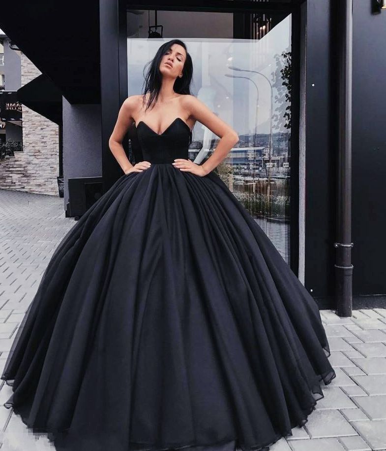 Black A line long prom gown evening dress