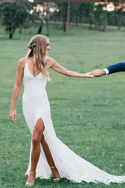 Romantic Boho Deep U Neck Wedding Dresses Backless Lace Mermaid Wedding Gown