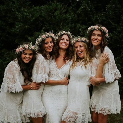 Boho Casual Short Lace Bridesmaid Dresses for Wedding Party
