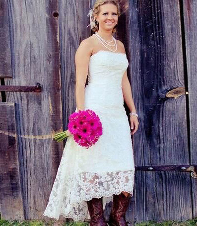 Country Strapless Wedding Dresses Bridal Gown with Lace