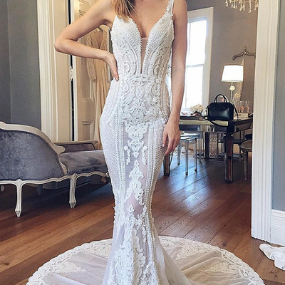 Mermaid deep v-neck court train ivory lace wedding dress with appliques - Thumbnail 4