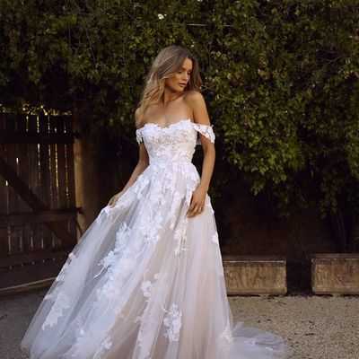 Gorgeous ball gown off the shoulder tulle lace wedding dresses - Thumbnail 4