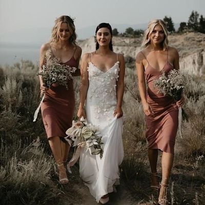 Simple spaghetti straps v-neck tea-length bridesmaid dress - Thumbnail 4